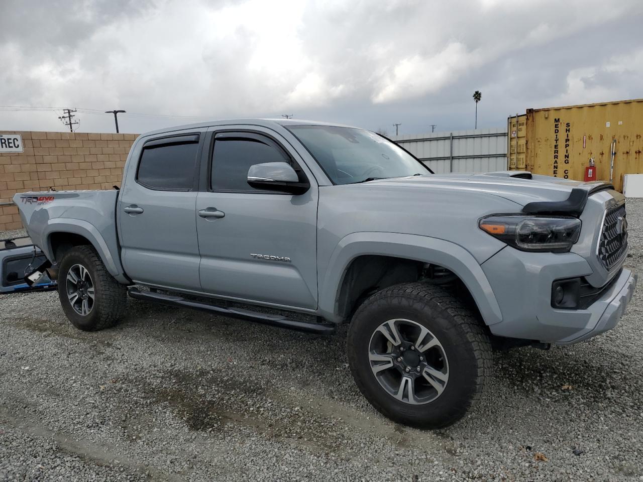 2019 TOYOTA TACOMA DOU - Фото 4