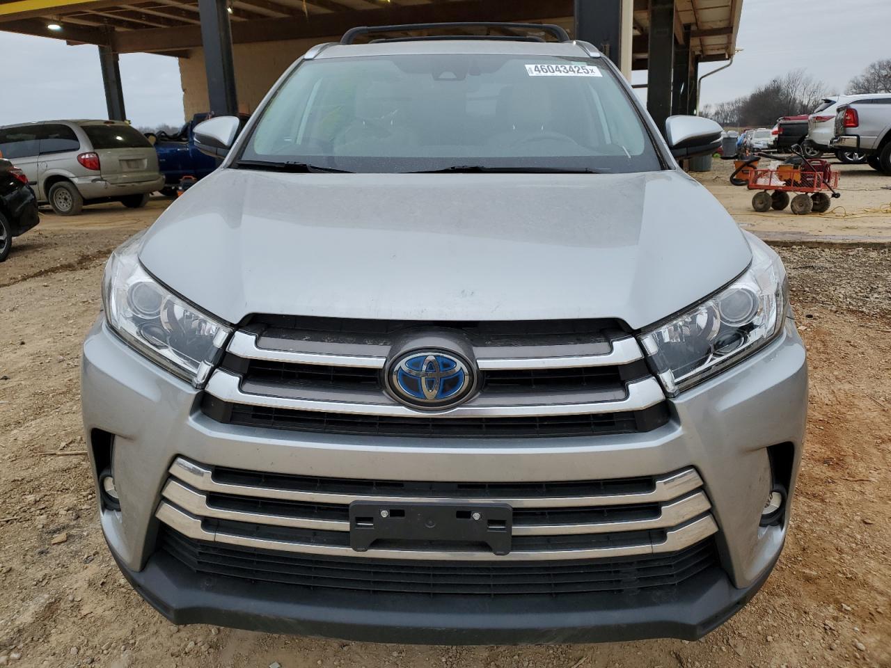 2019 TOYOTA HIGHLANDER - Фото 5