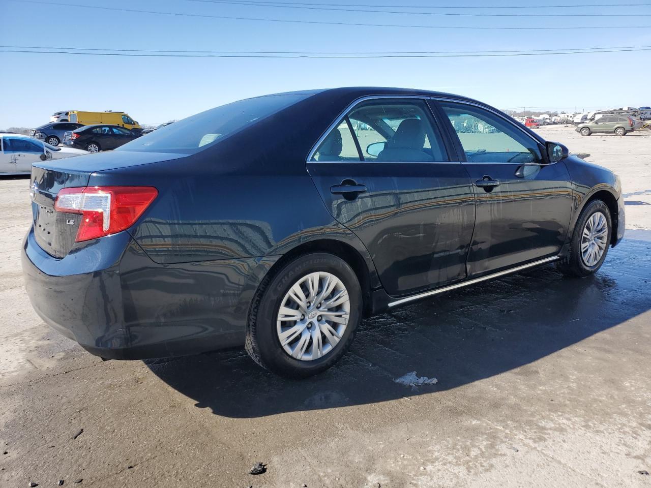 2014 TOYOTA CAMRY L - Image 3