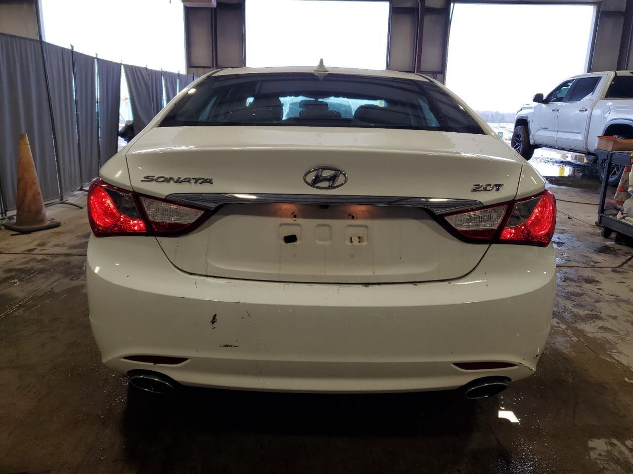 2013 HYUNDAI SONATA SE - Фото 6