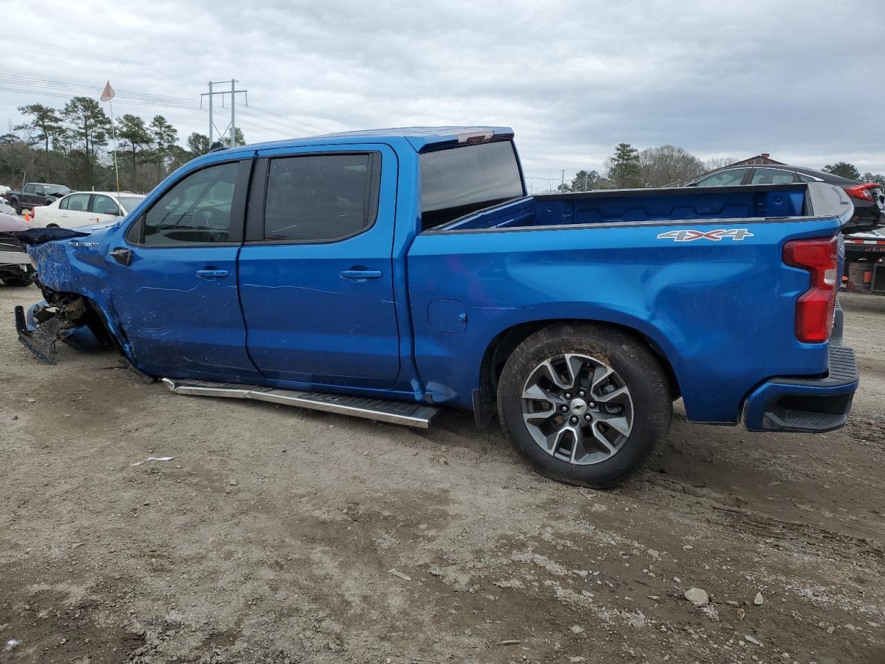 2024 CHEVROLET SILVERADO - Фото 2