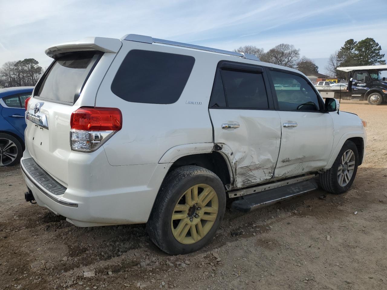 2011 TOYOTA 4RUNNER SR - Image 3
