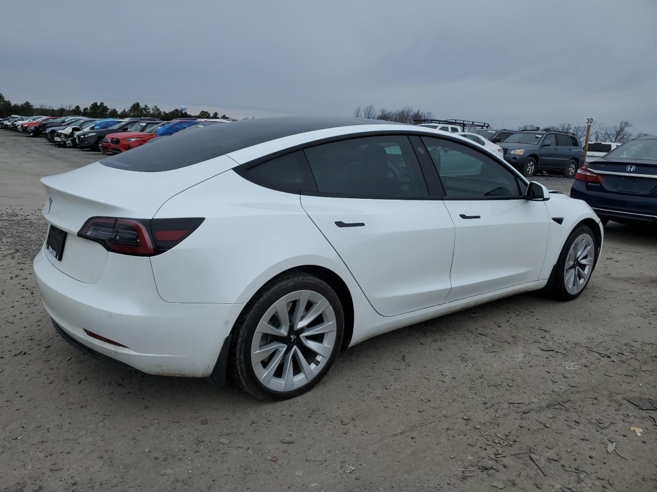 2021 TESLA MODEL 3 - Image 3