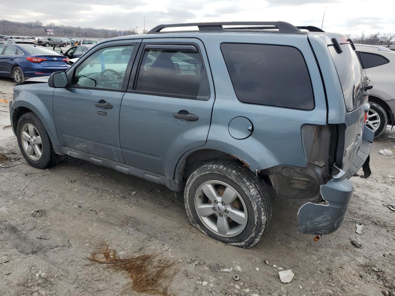 2012 FORD ESCAPE XLT - Фото 2