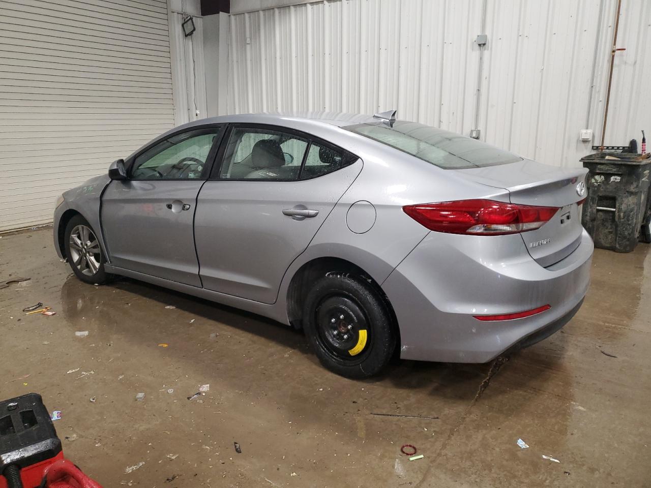 2017 HYUNDAI ELANTRA SE - Фото 2