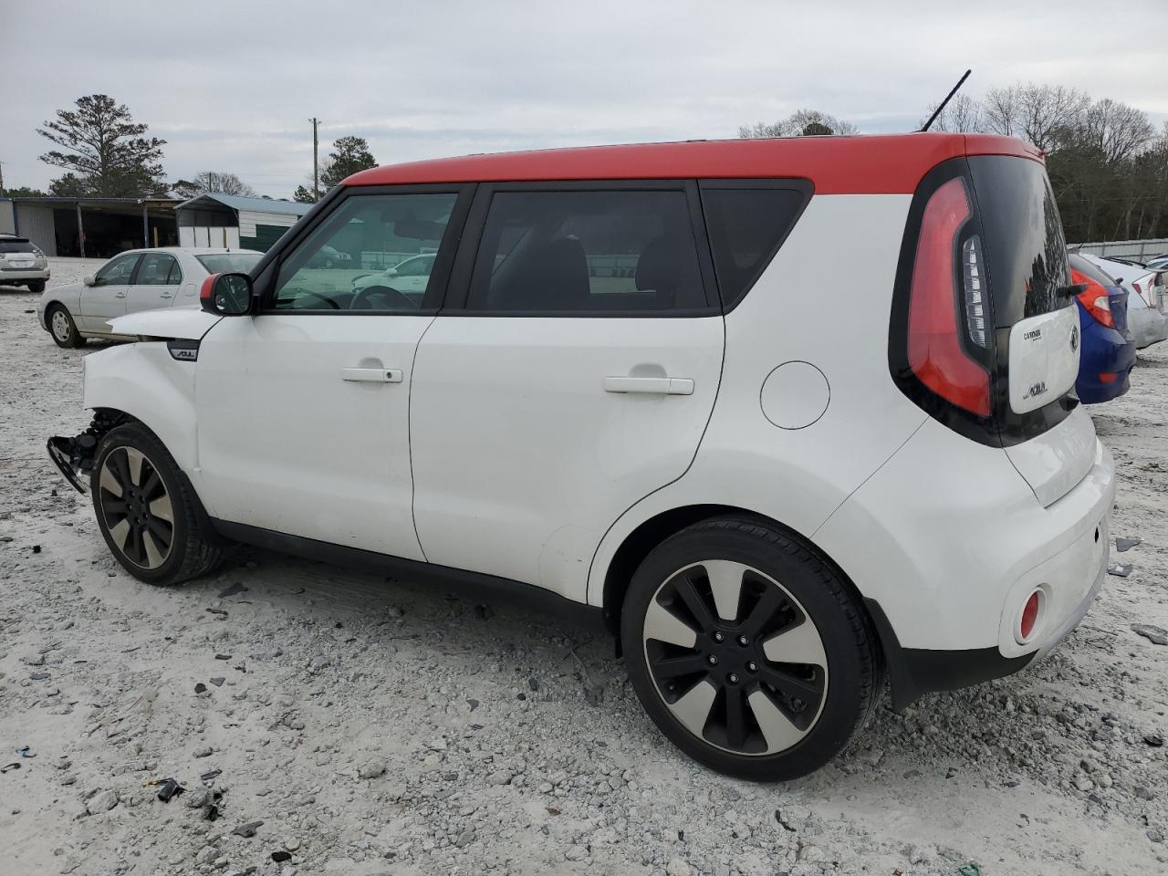 2017 KIA SOUL + - Фото 2