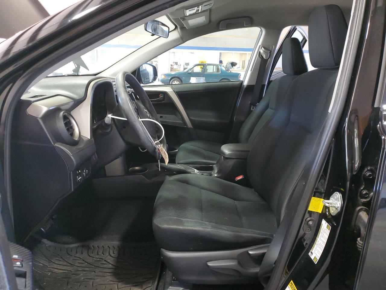 2014 TOYOTA RAV4 LE - Image 7