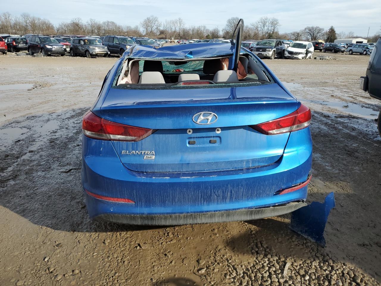 2017 HYUNDAI ELANTRA SE - Image 6