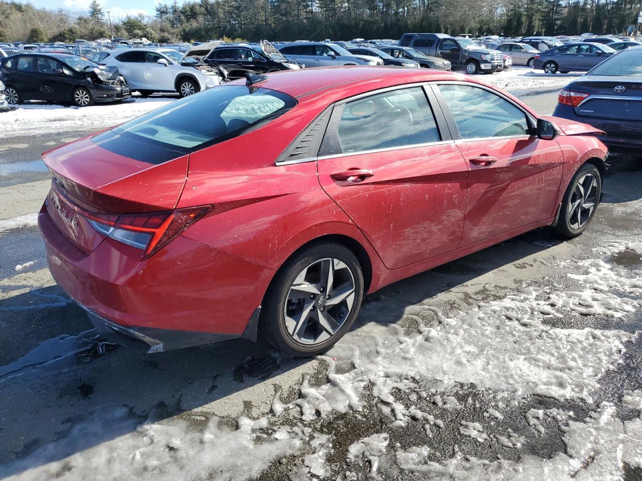 2022 HYUNDAI ELANTRA SE - Фото 3