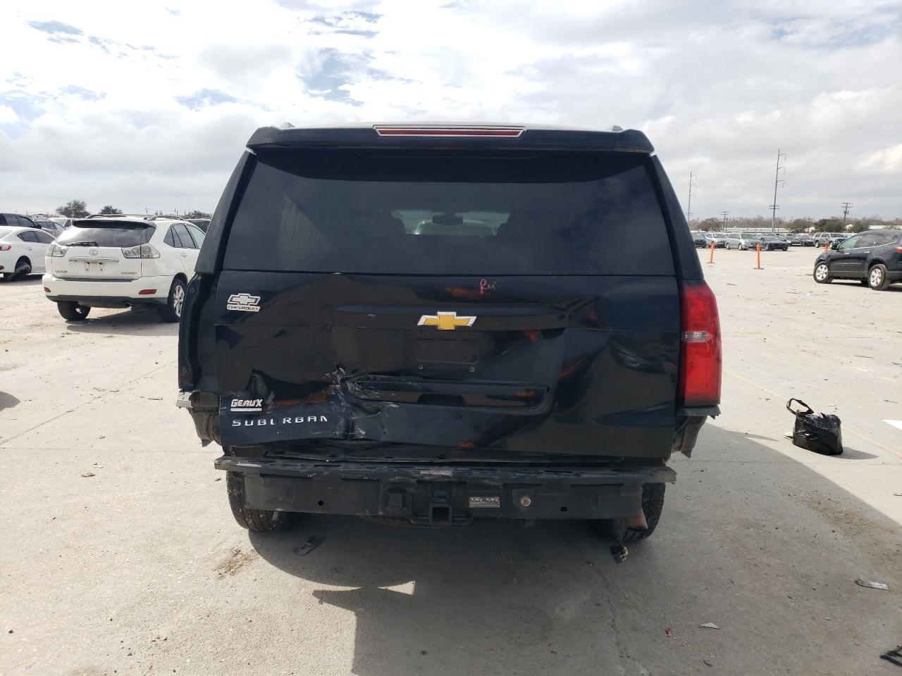 2016 CHEVROLET SUBURBAN C - Image 6