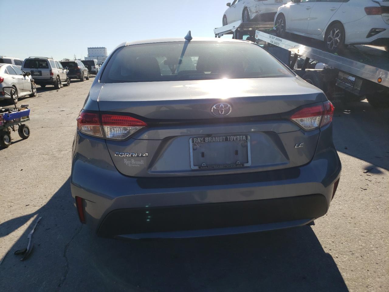 2020 TOYOTA COROLLA LE - Фото 6