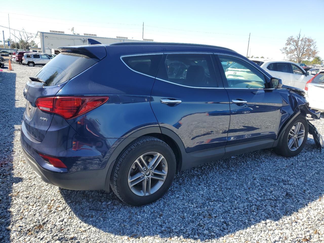 2017 HYUNDAI SANTA FE S - Image 3