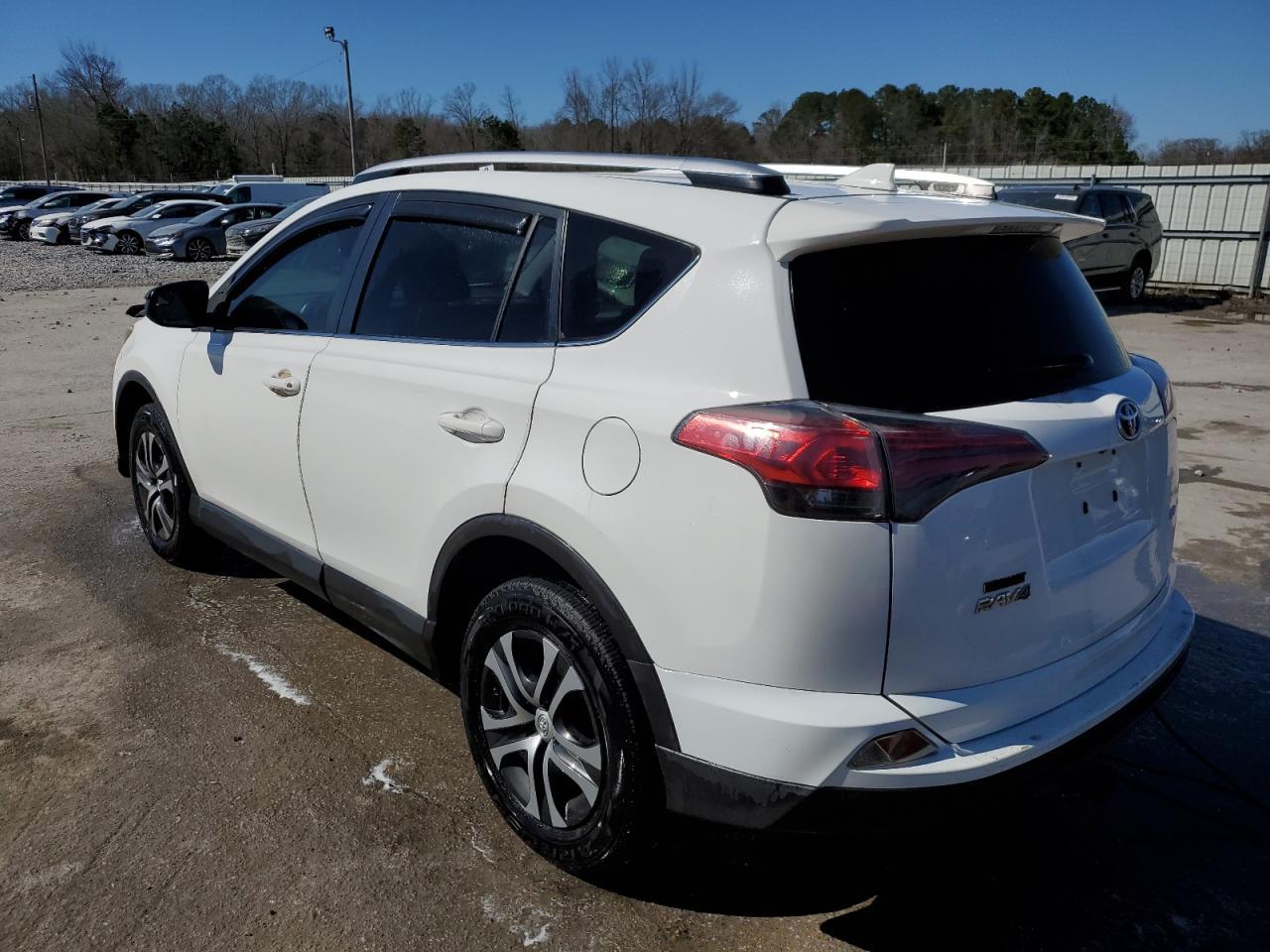 2016 TOYOTA RAV4 LE - Image 2