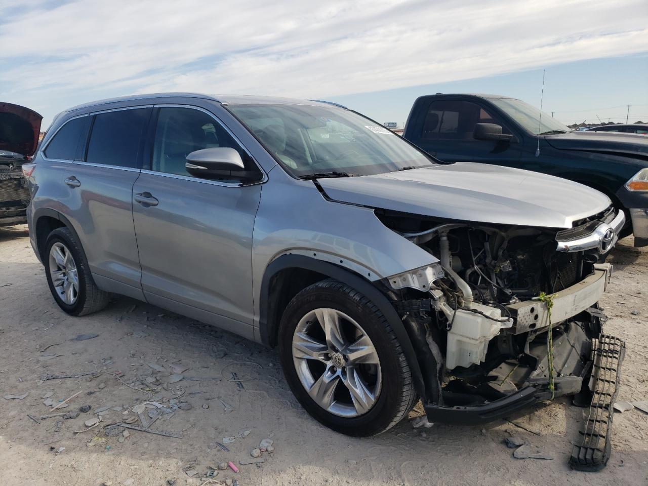 2015 TOYOTA HIGHLANDER - Фото 4