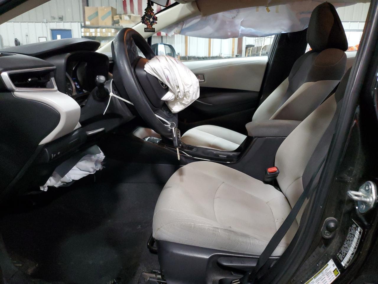 2021 TOYOTA COROLLA LE - Фото 7