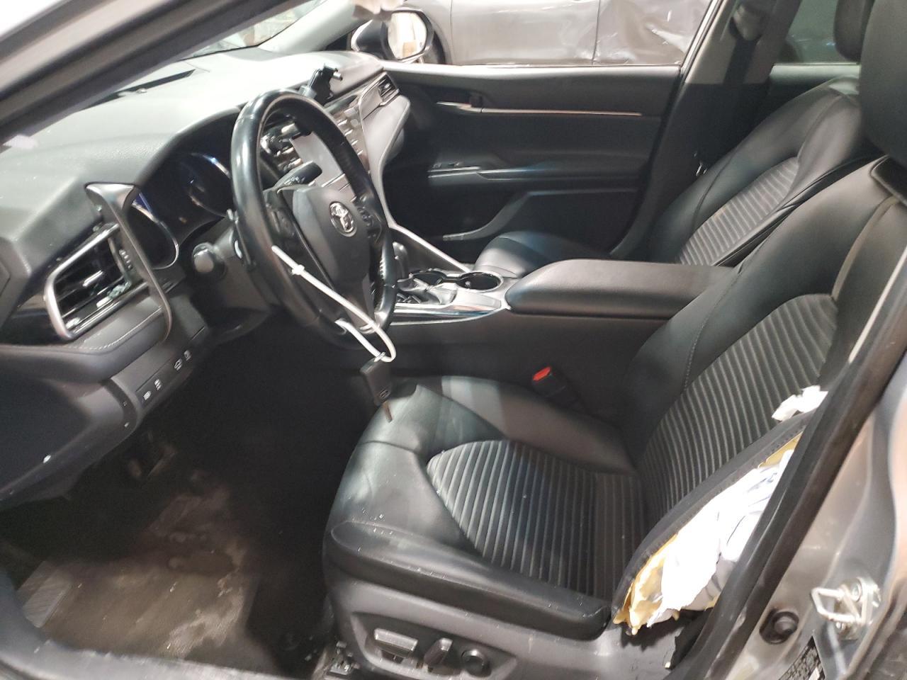 2019 TOYOTA CAMRY L - Фото 7