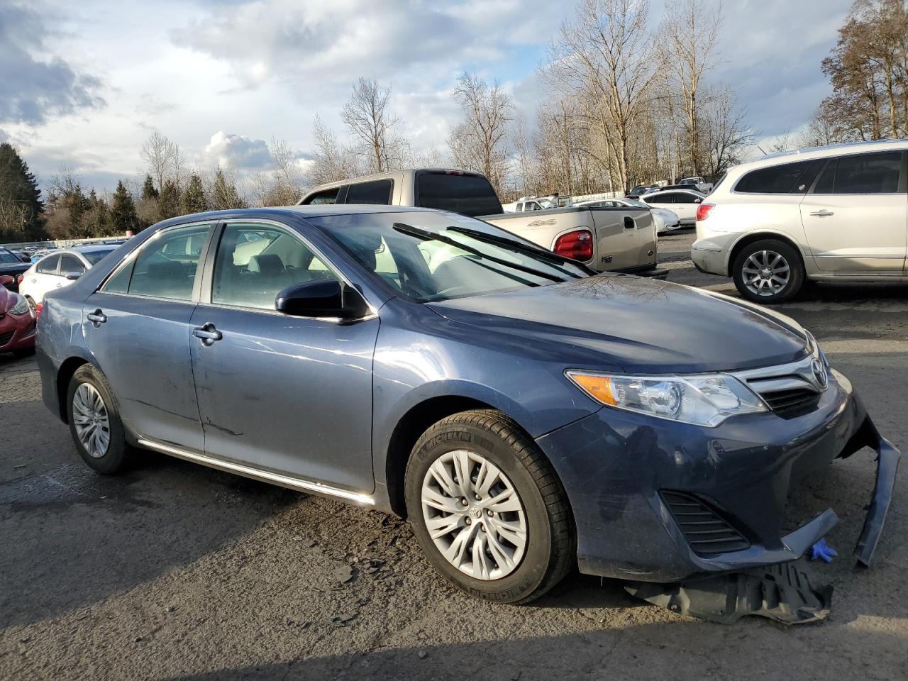 2014 TOYOTA CAMRY L - Image 4