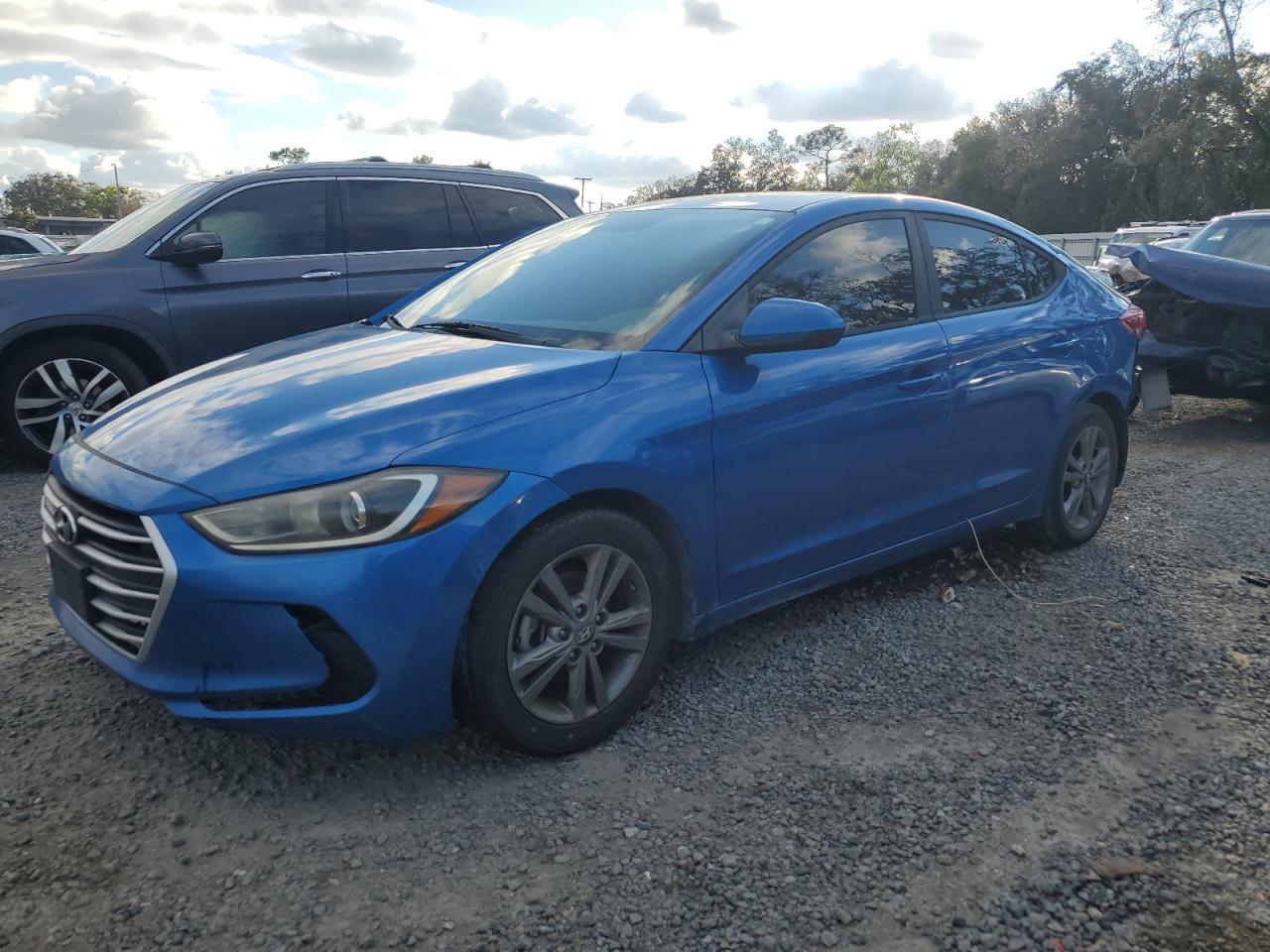 2018 HYUNDAI ELANTRA SE