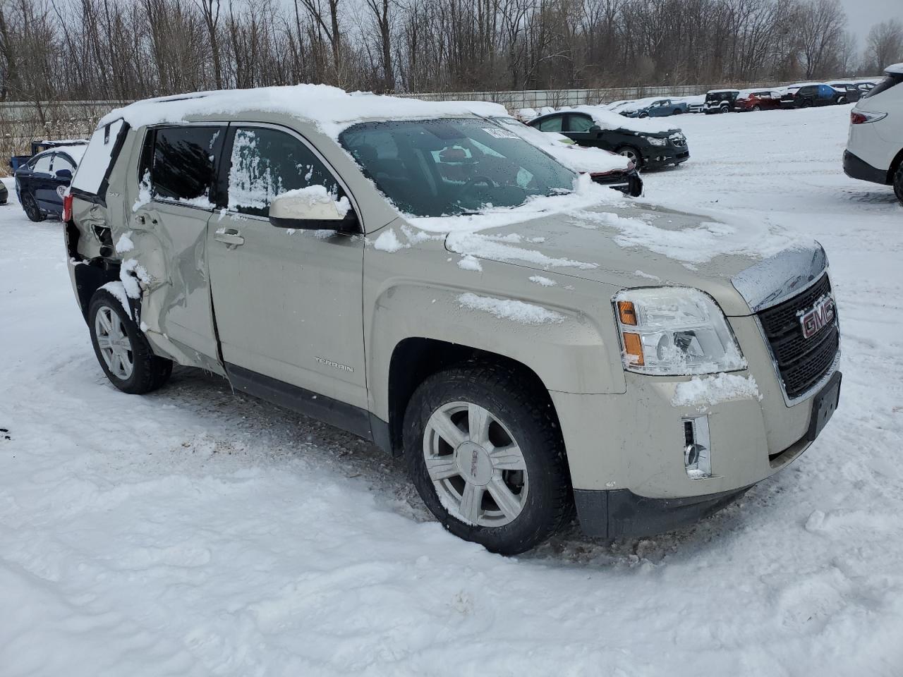 2014 GMC TERRAIN SL - Image 4