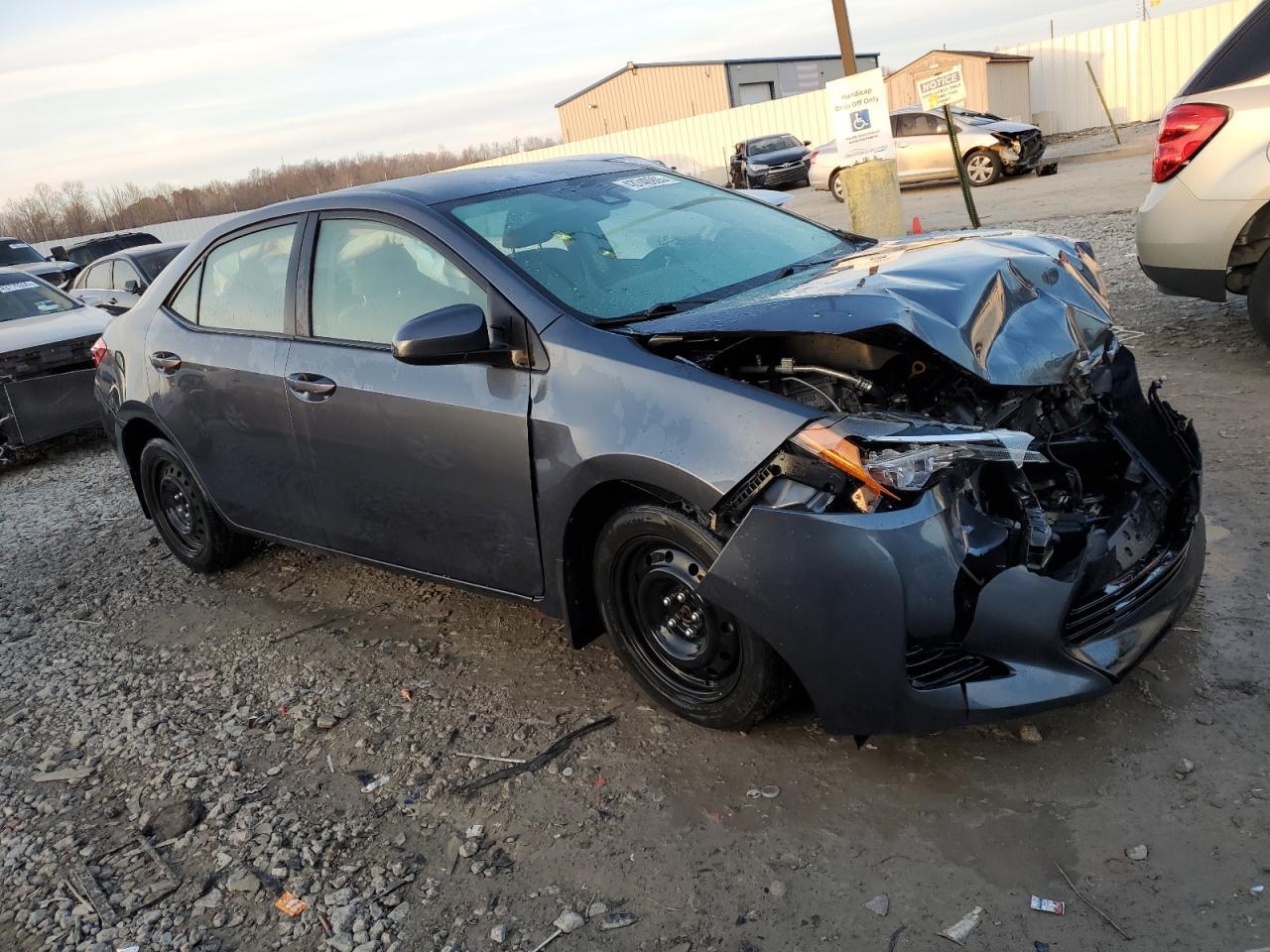 2018 TOYOTA COROLLA L - Фото 4