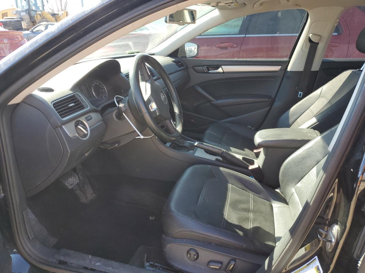 2014 VOLKSWAGEN PASSAT SE - Image 7