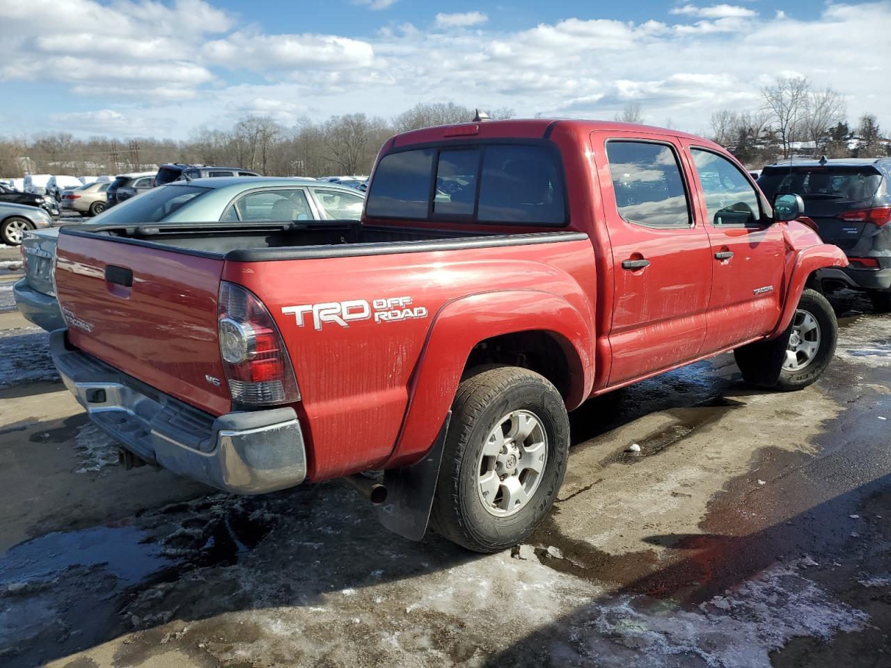 2014 TOYOTA TACOMA DOU - Фото 3