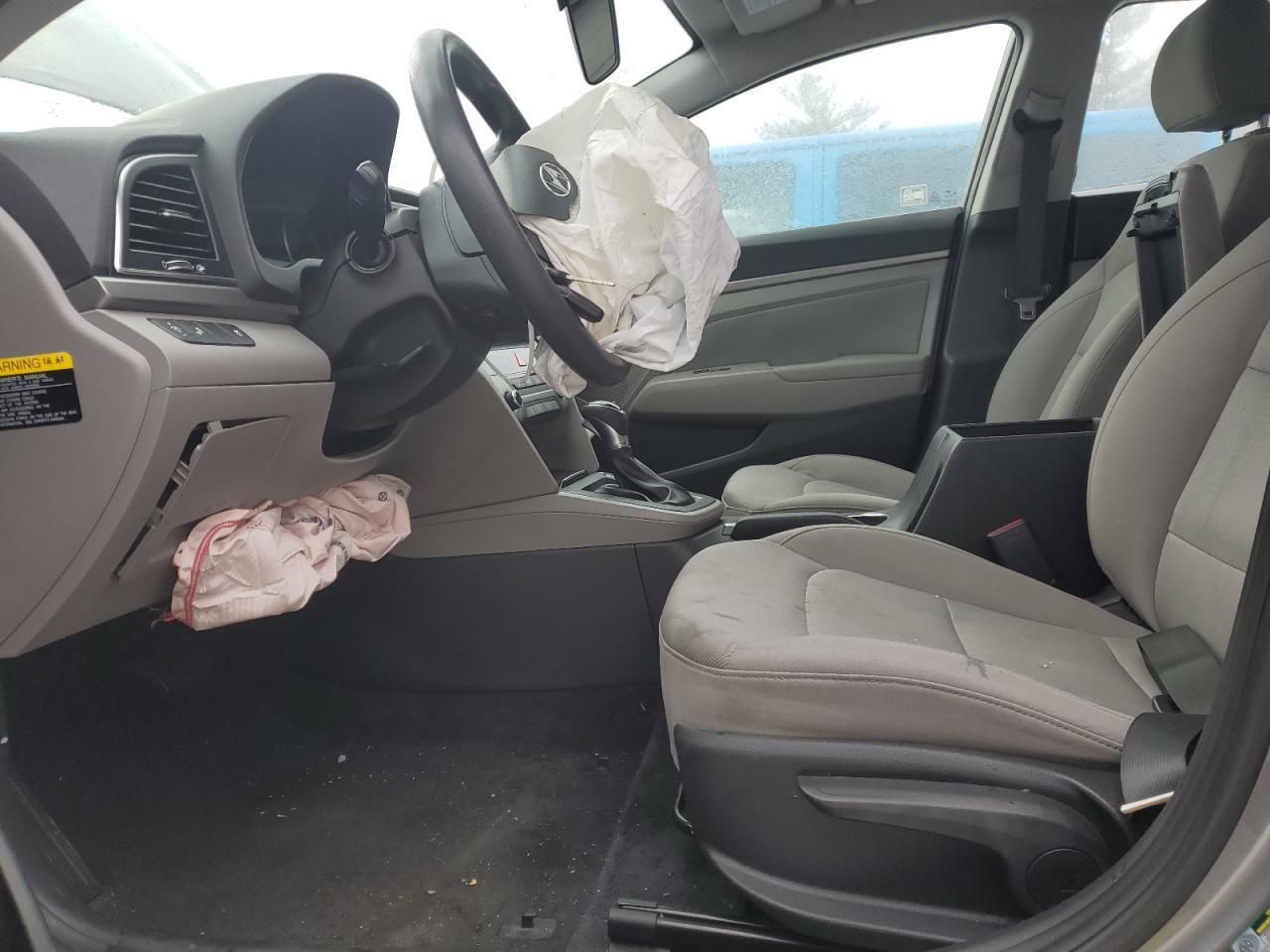 2018 HYUNDAI ELANTRA SE - Image 7