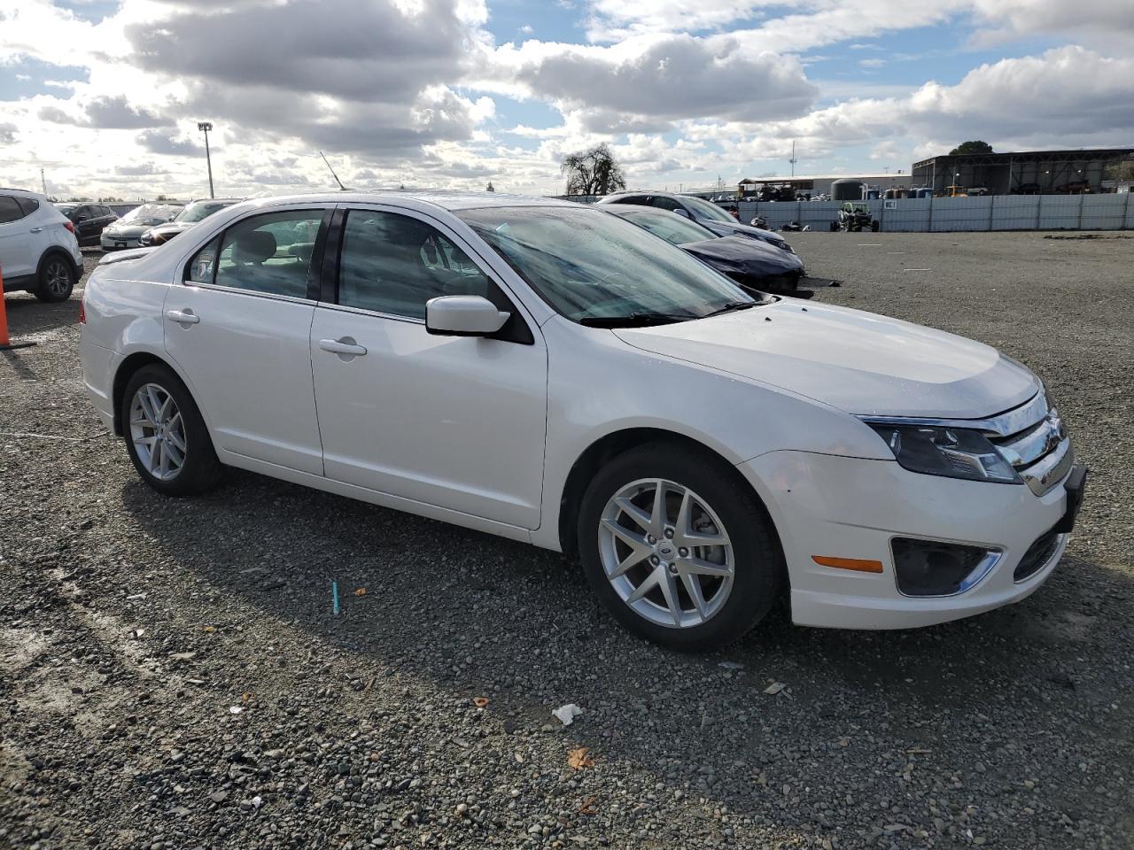 2011 FORD FUSION SEL - Image 4