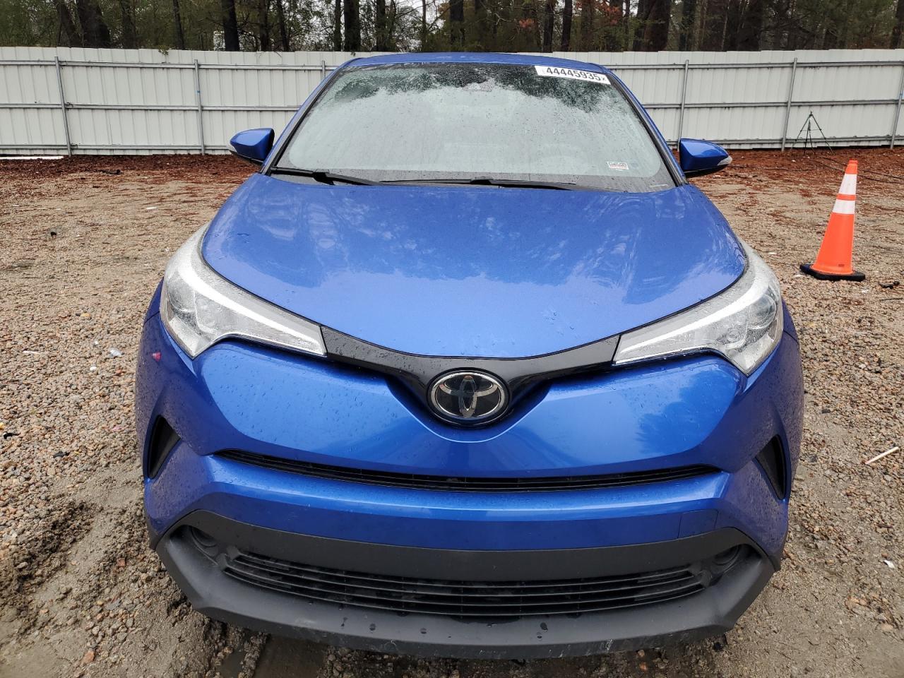 2019 TOYOTA C-HR XLE - Фото 5