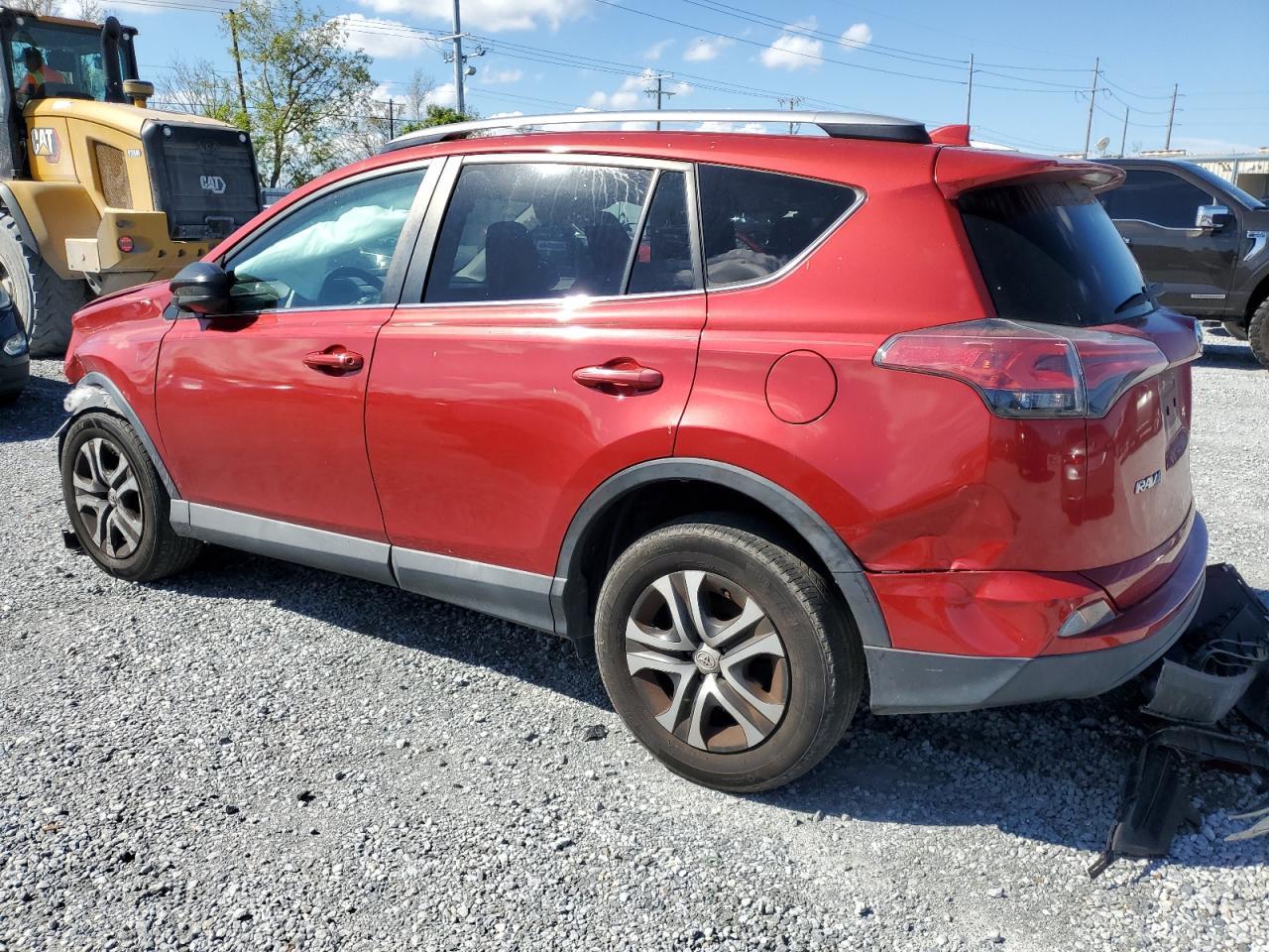 2017 TOYOTA RAV4 LE - Image 2