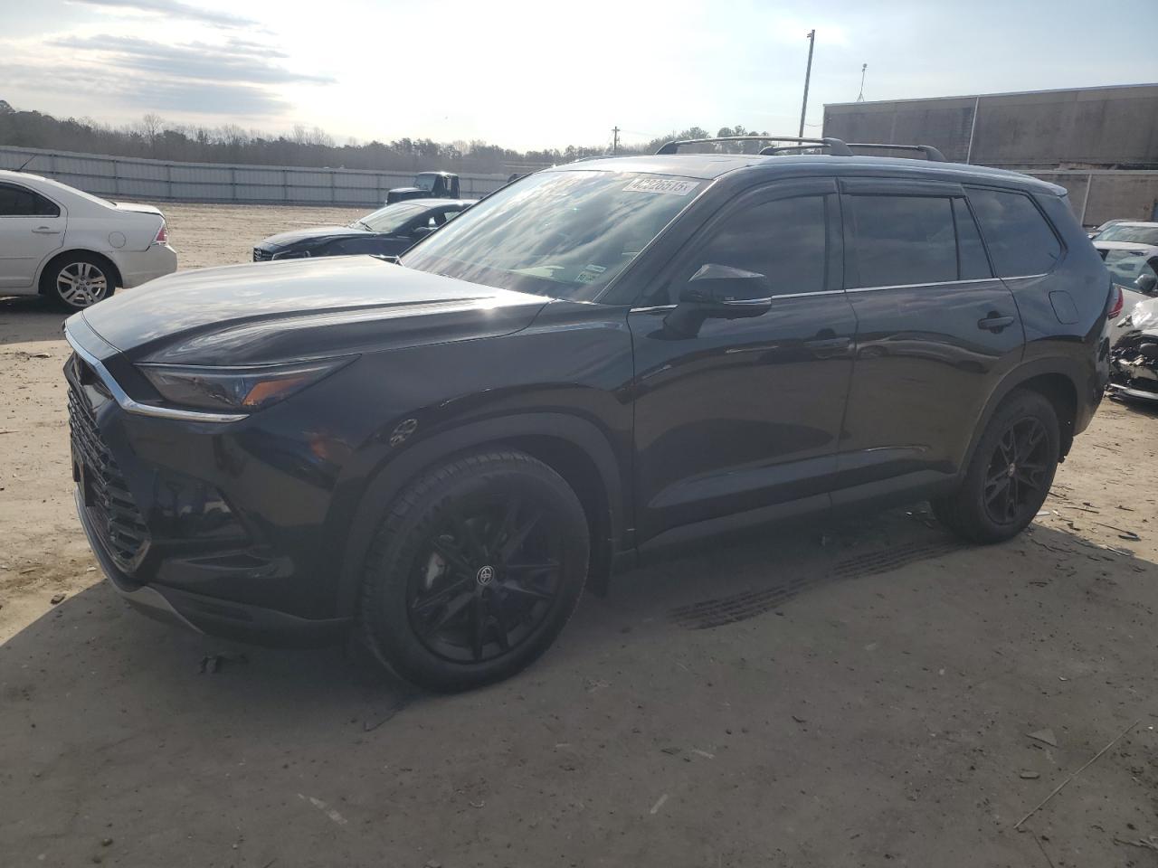 2024 TOYOTA GRAND HIGH