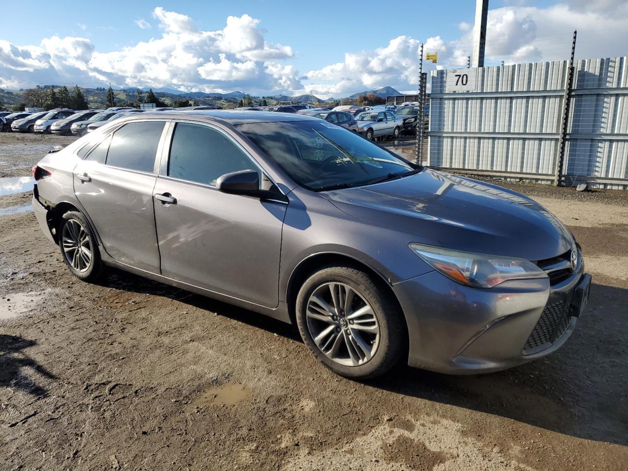2016 TOYOTA CAMRY LE - Фото 4