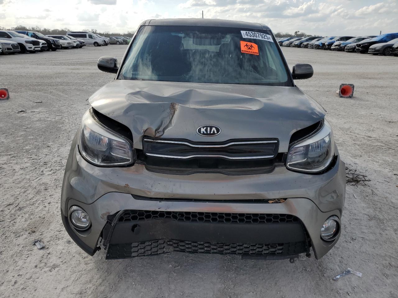 2017 KIA SOUL + - Фото 5