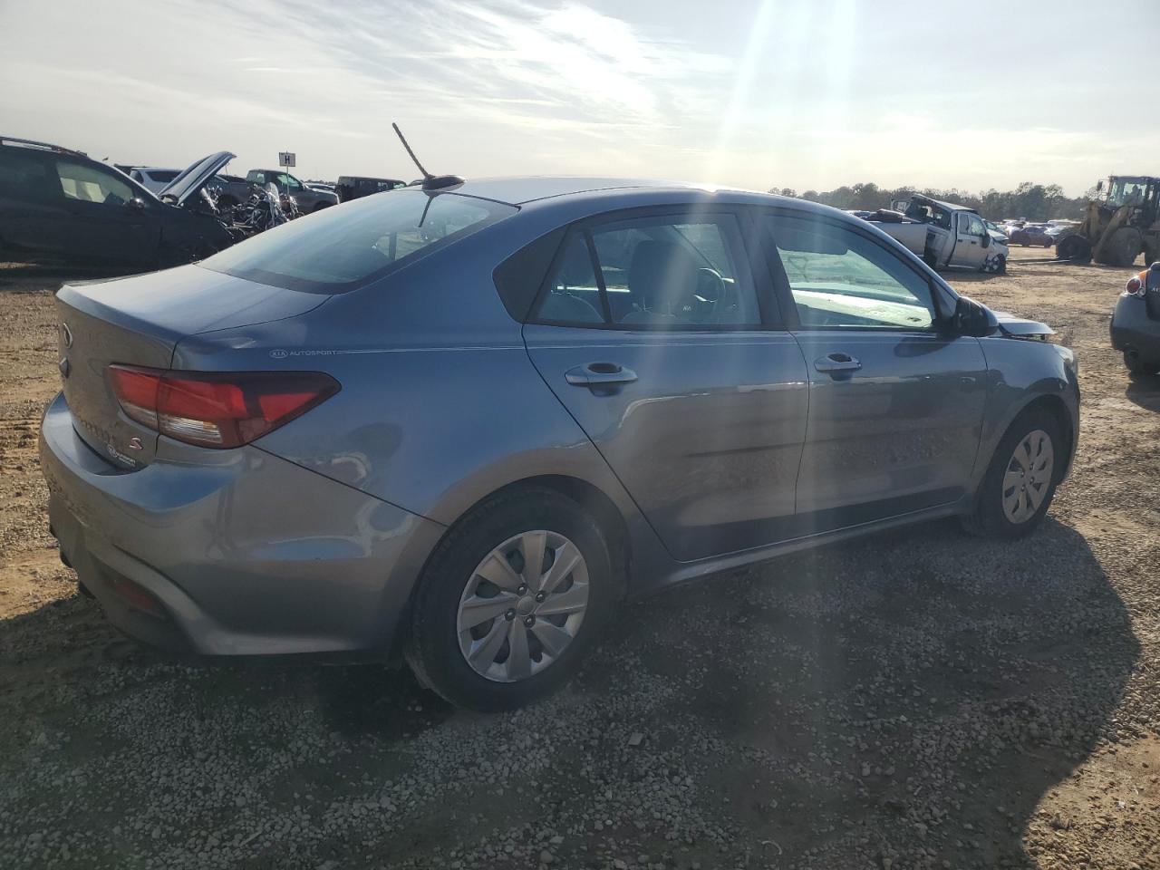 2020 KIA RIO LX - Image 3