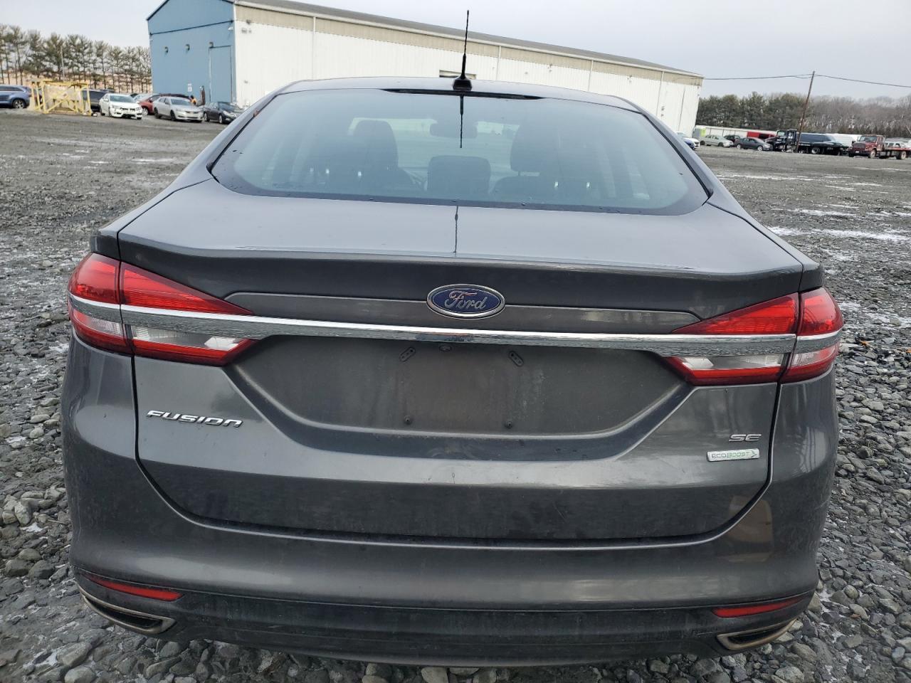 2017 FORD FUSION SE - Image 6