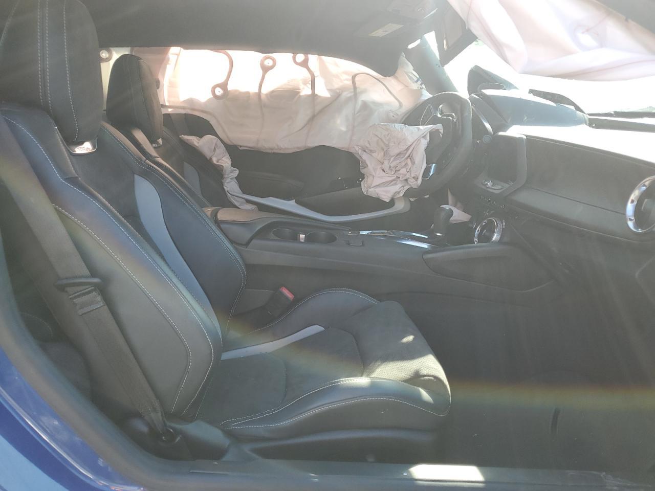 2022 CHEVROLET CAMARO LT1 - Фото 7