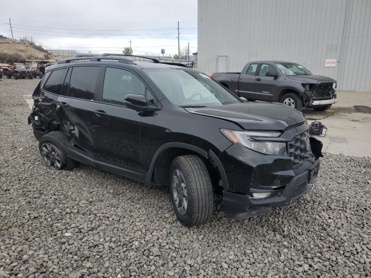 2023 HONDA PASSPORT T - Image 4