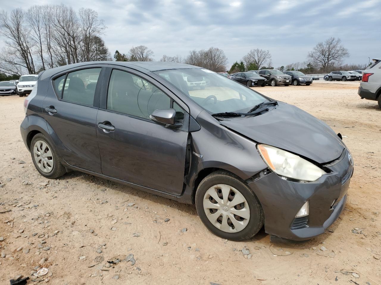 2013 TOYOTA PRIUS C - Image 4