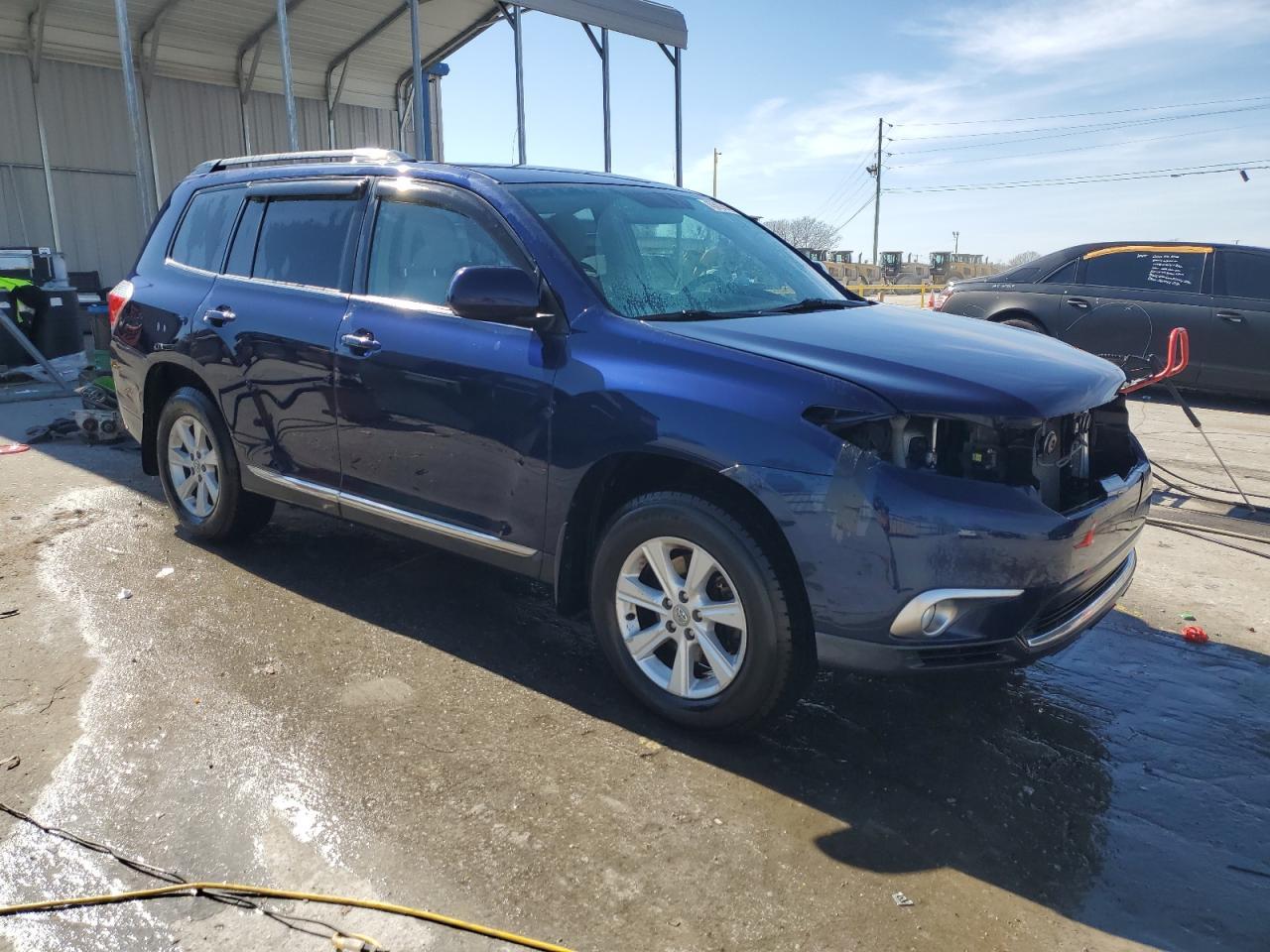 2011 TOYOTA HIGHLANDER - Image 4