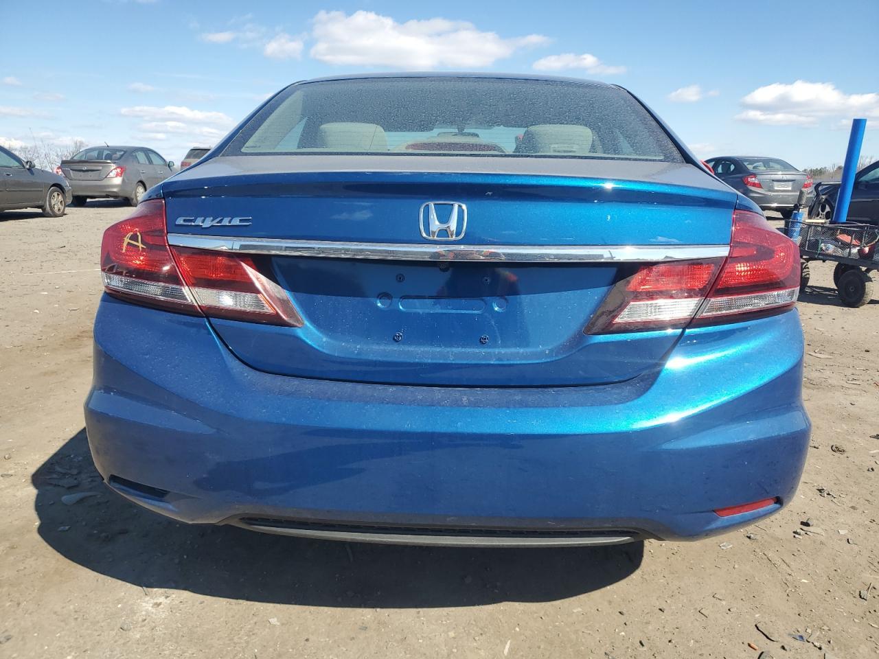 2015 HONDA CIVIC LX - Фото 6