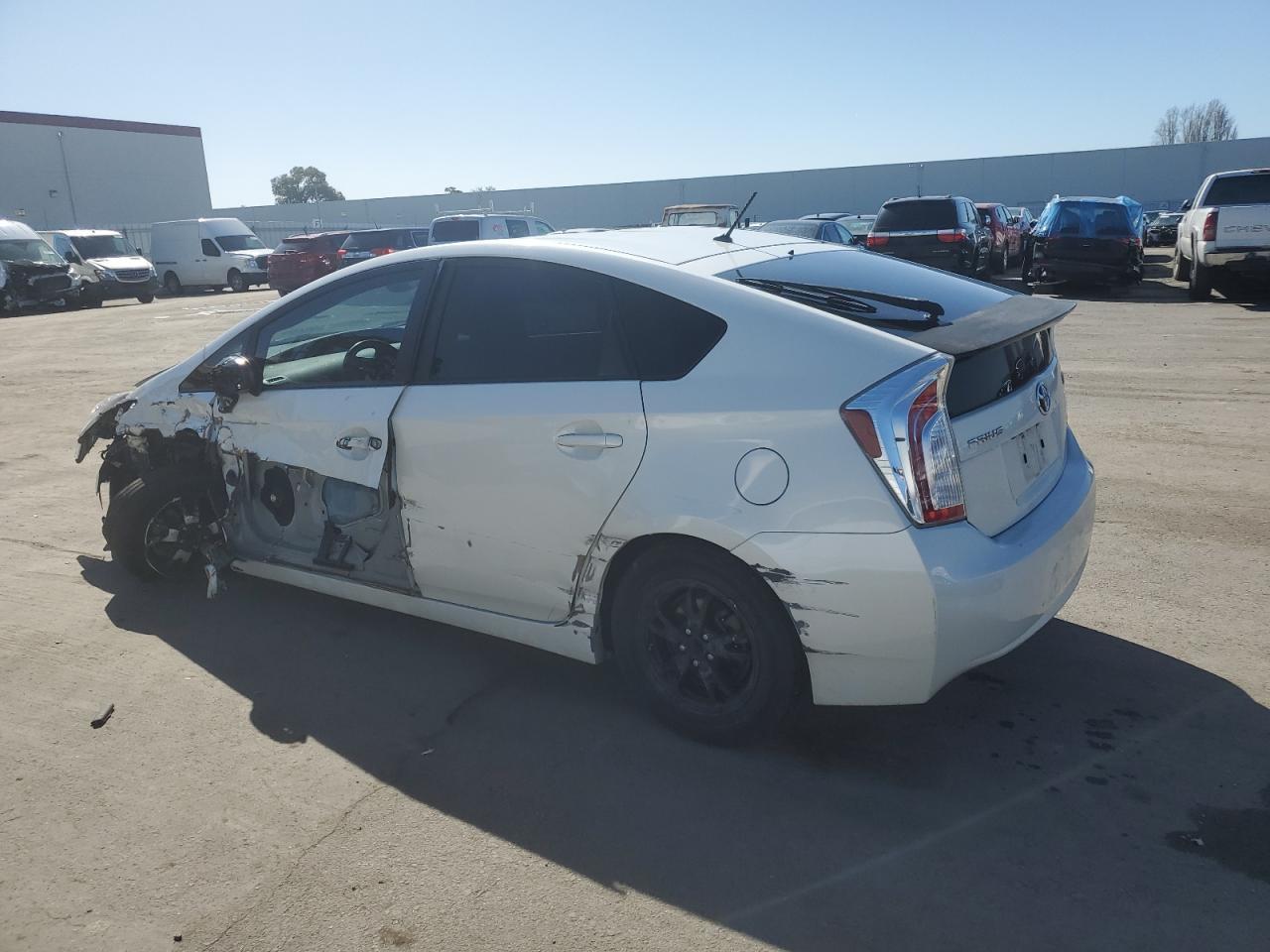 2015 TOYOTA PRIUS - Фото 2