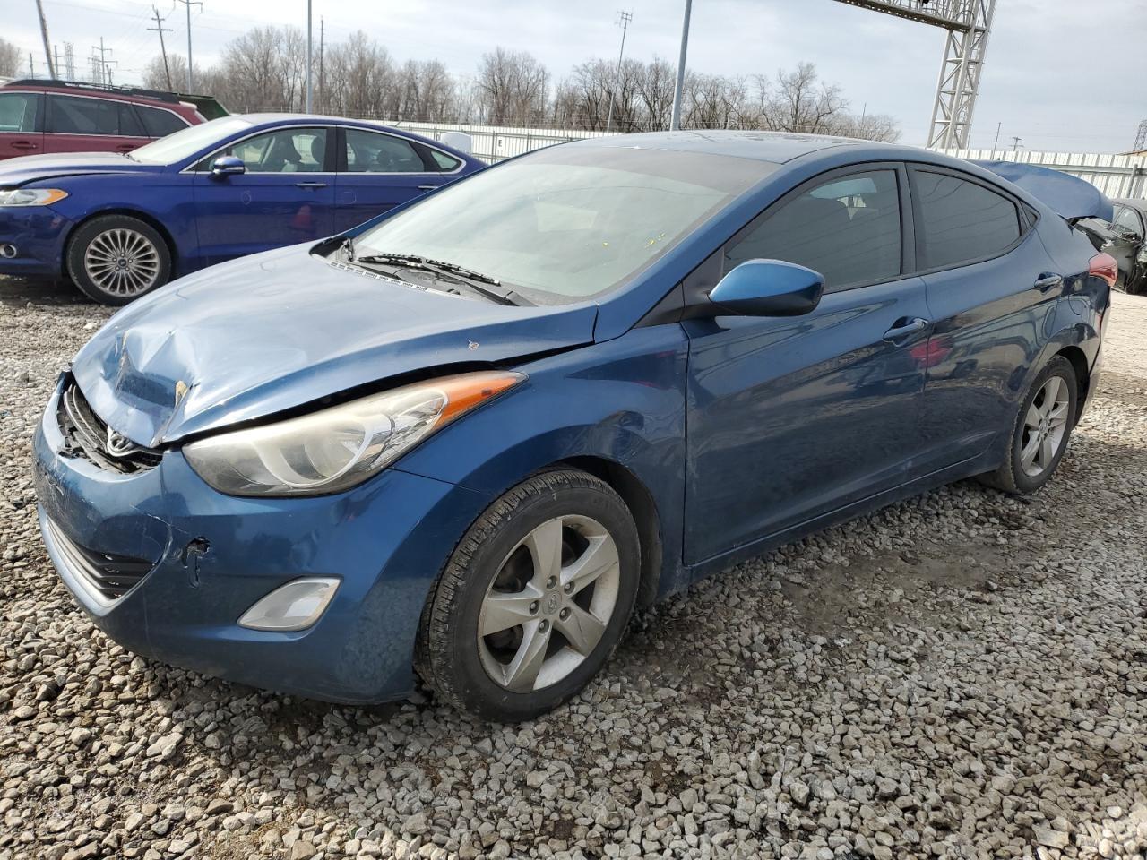 2013 HYUNDAI ELANTRA GL