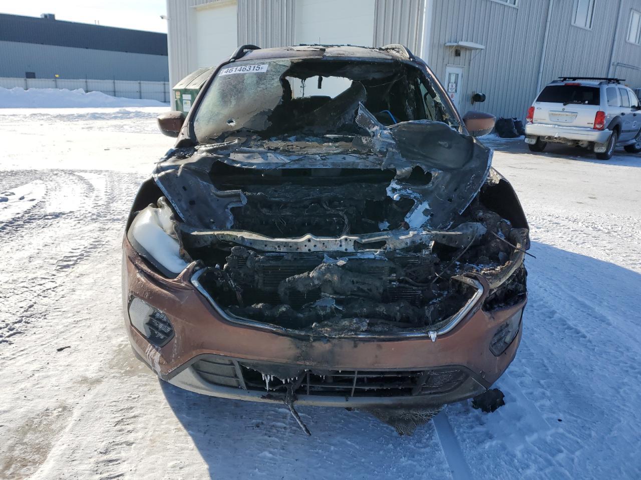 2017 FORD ESCAPE SE - Фото 5