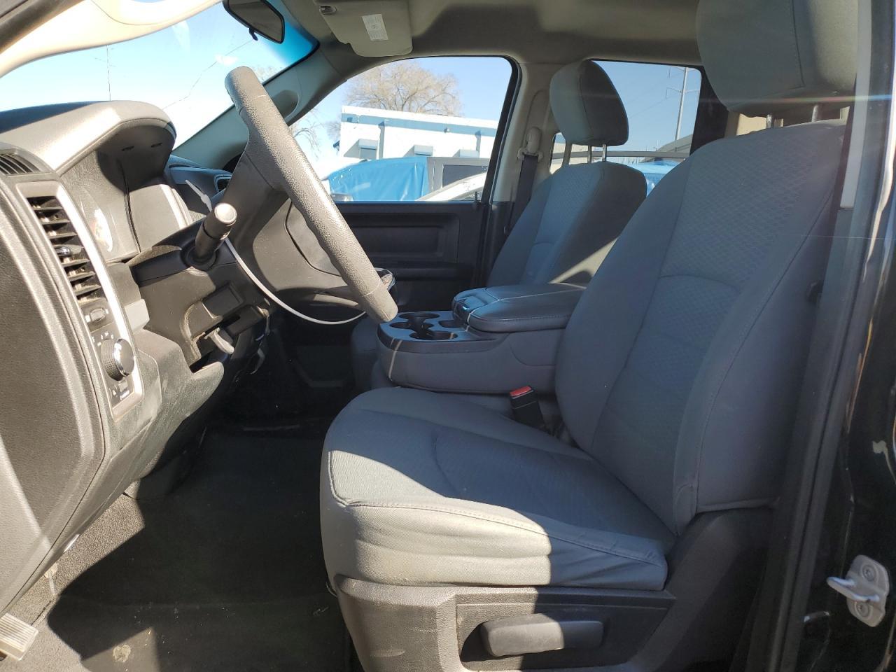 2014 RAM 1500 ST - Фото 7