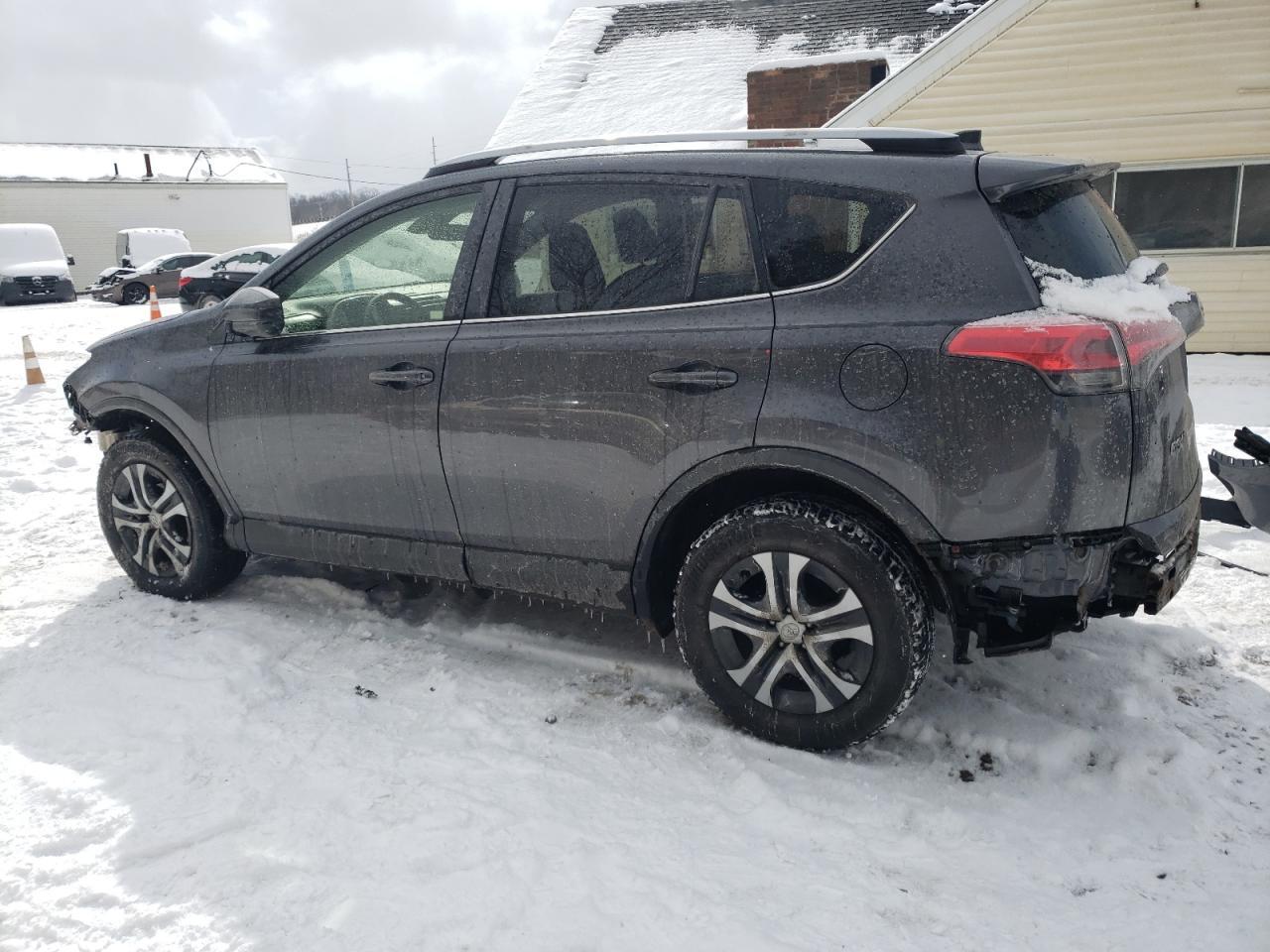 2017 TOYOTA RAV4 LE - Image 2