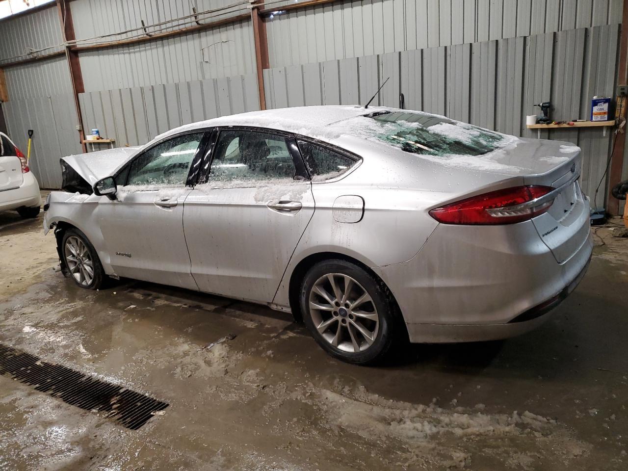 2017 FORD FUSION SE - Фото 2