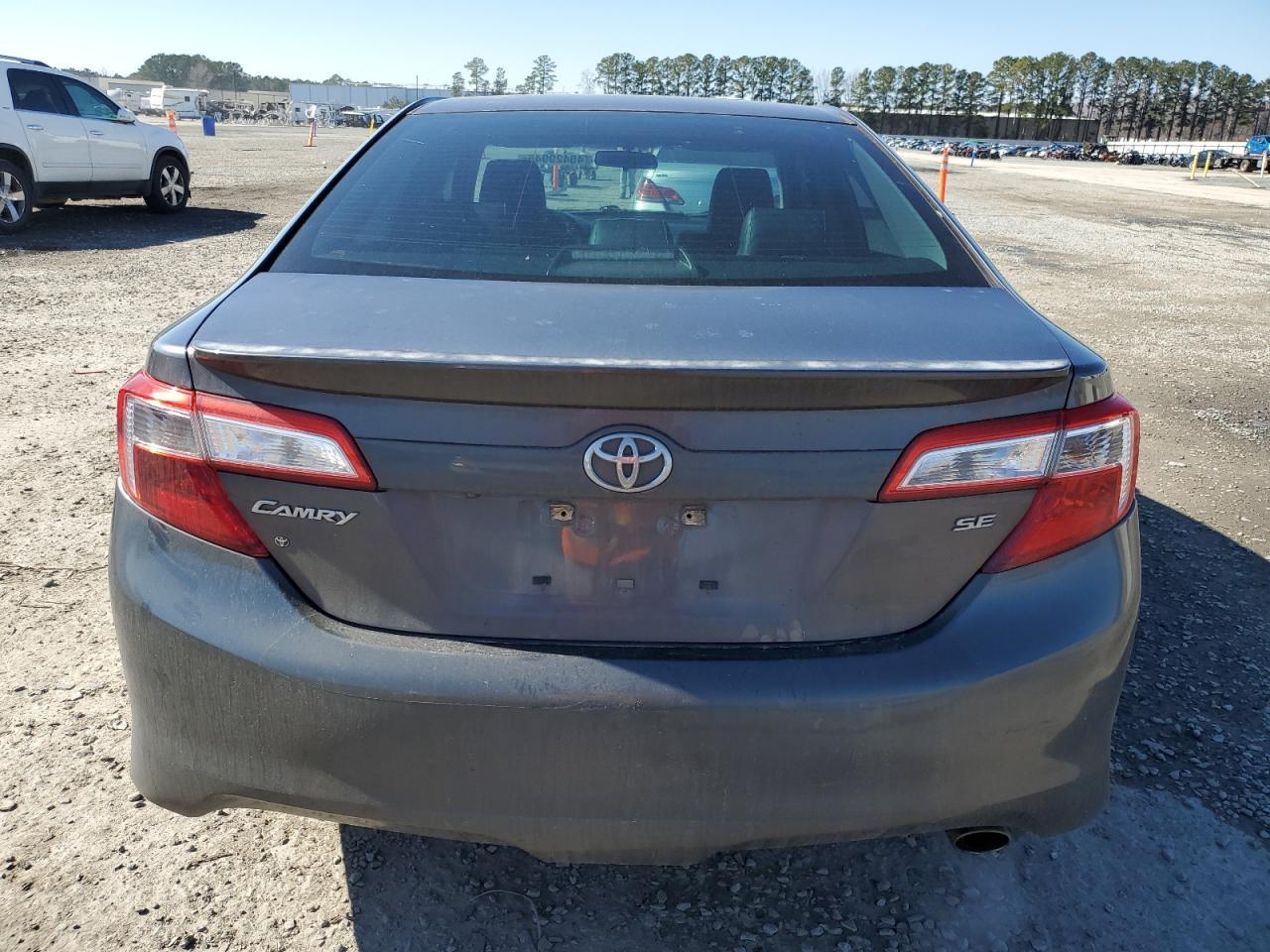 2014 TOYOTA CAMRY L - Фото 6