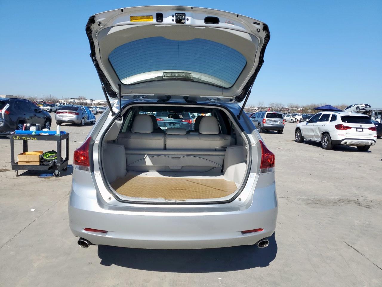 2013 TOYOTA VENZA LE - Фото 6