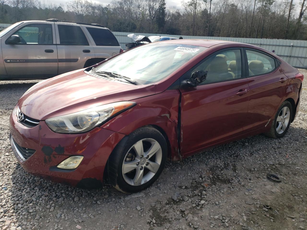 2013 HYUNDAI ELANTRA GL