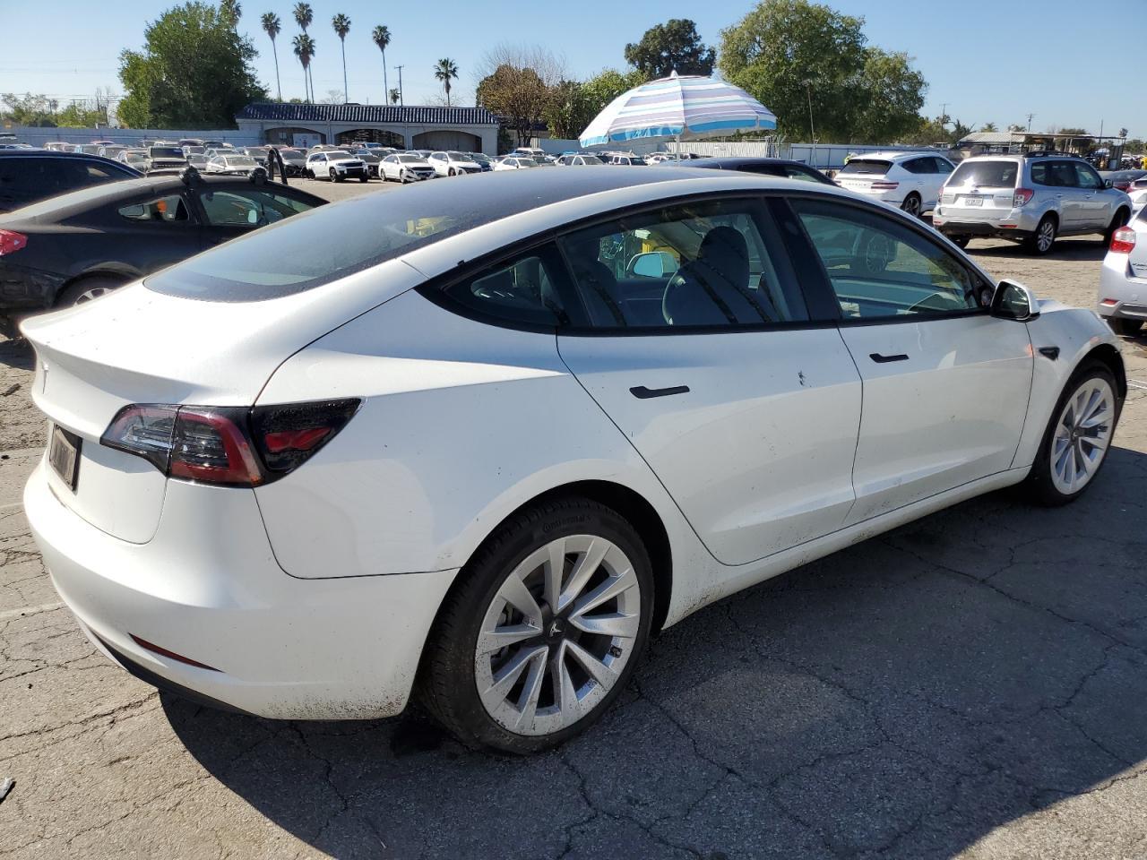 2023 TESLA MODEL 3 - Фото 3